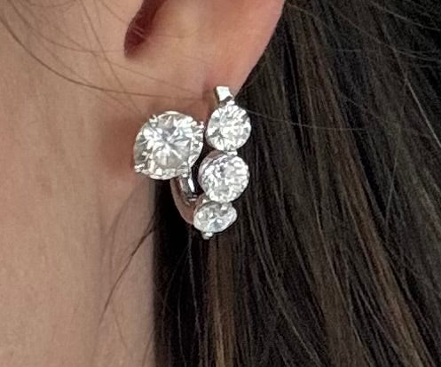 3 Carat Chubby Huggie