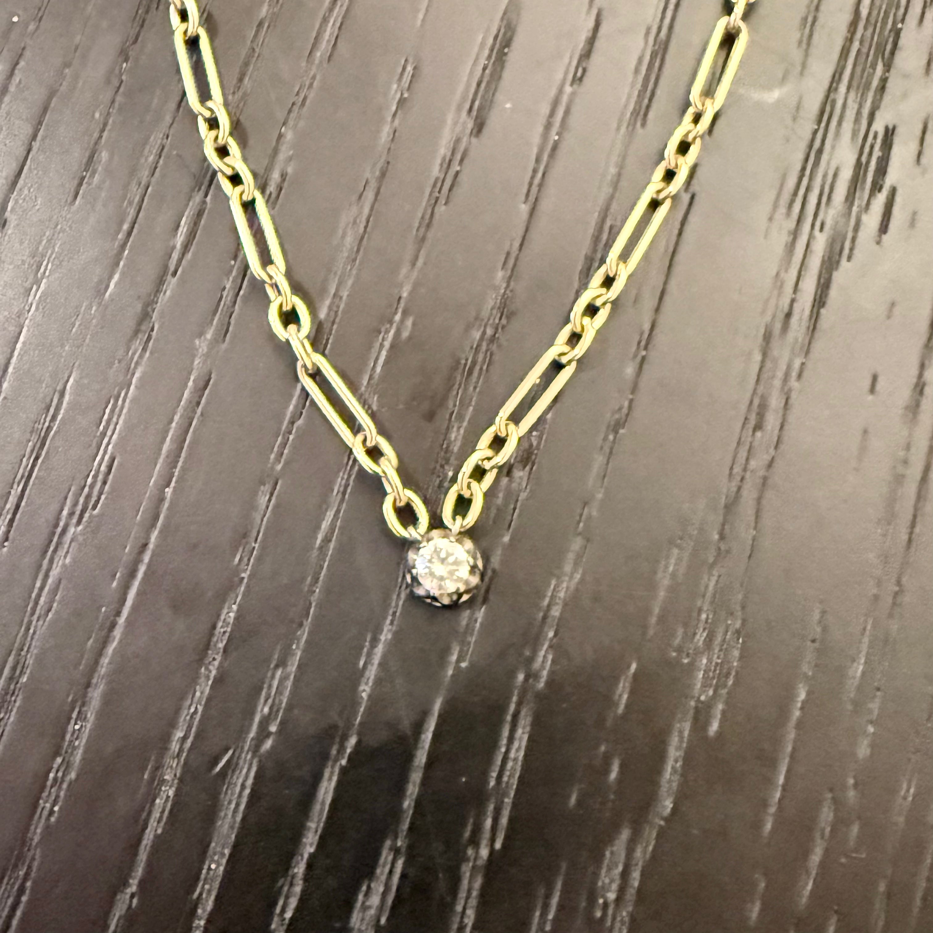 La Maison Petite Fleur Necklace